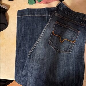 Women’s kimes jeans